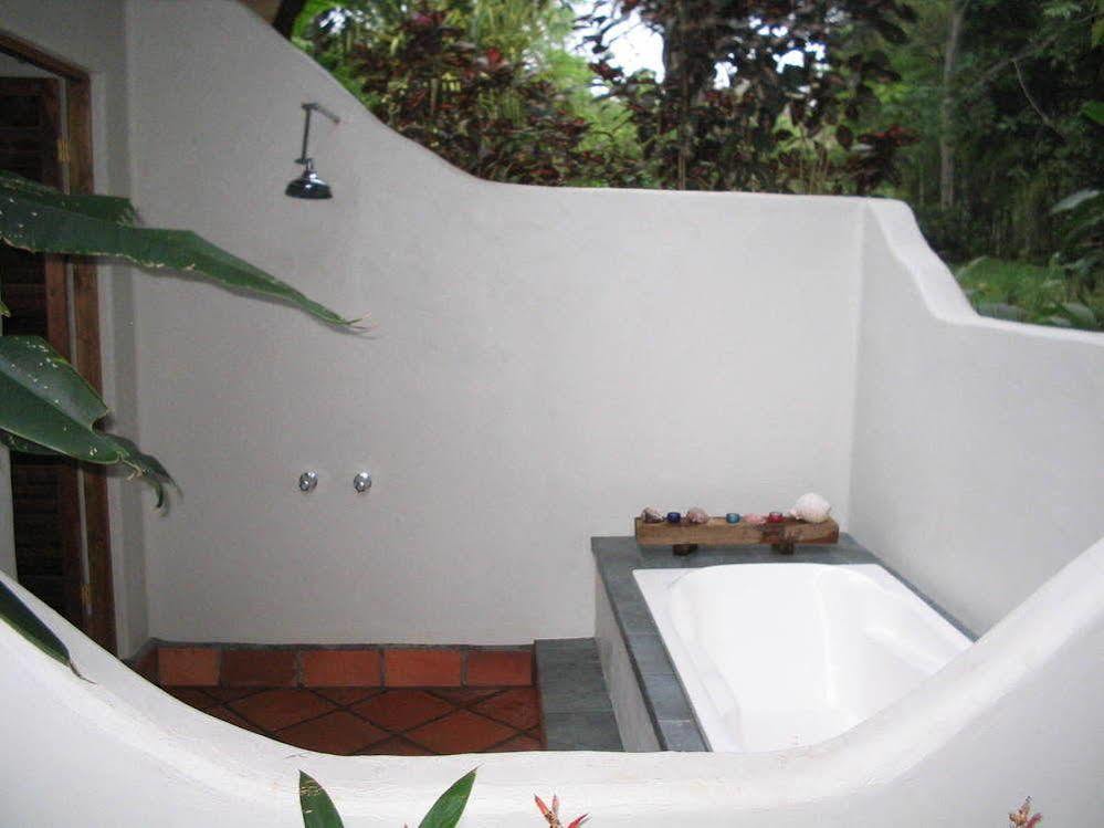 Bosque Del Cabo Rain Forest Lodge ปัวร์โตคิมาเนซ ภายนอก รูปภาพ